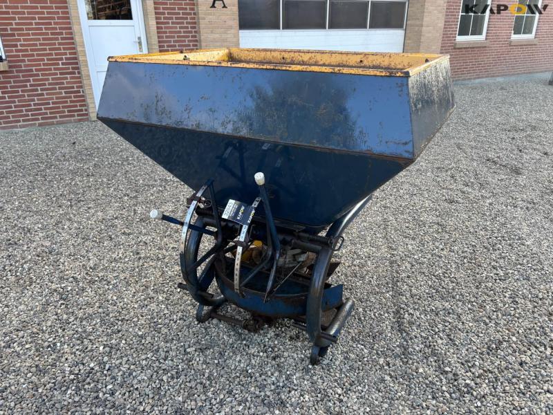 Bogballe salt spreader 1