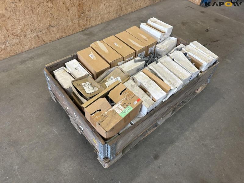 Bolts - Large lot 3
