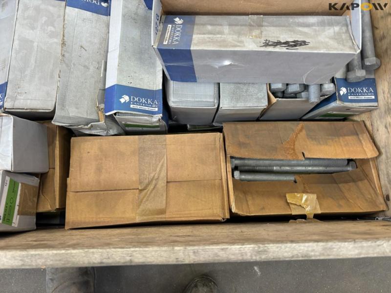 Bolts - Large lot 13