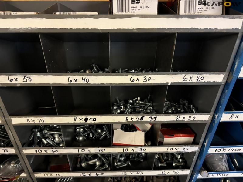 Bolt rack and various bolts 4