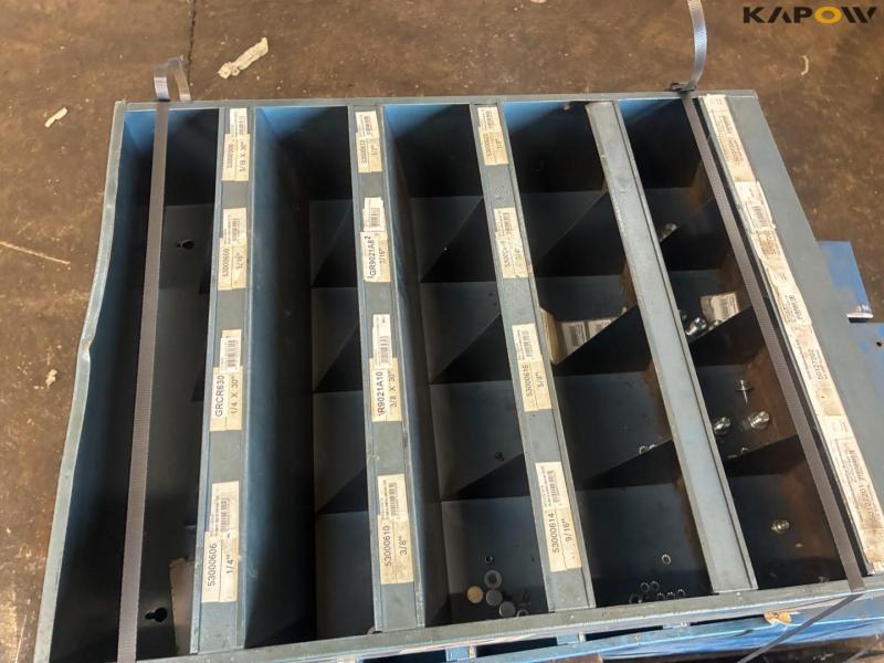 Bolt rack 10