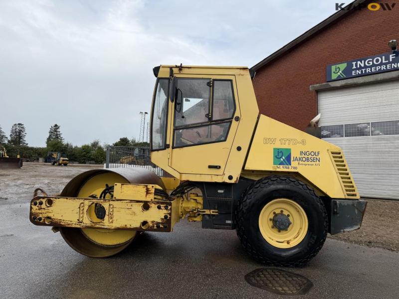 Bomag DW177 D-3 road roller 8