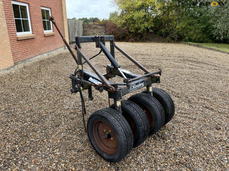 Bonnel junior soil compactor 3