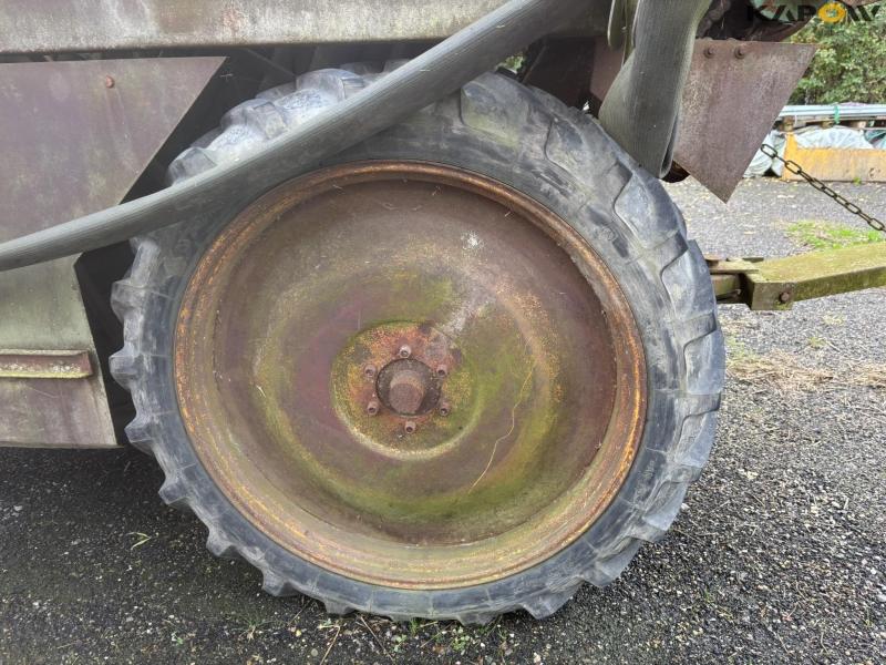 Bording irrigation machine 58