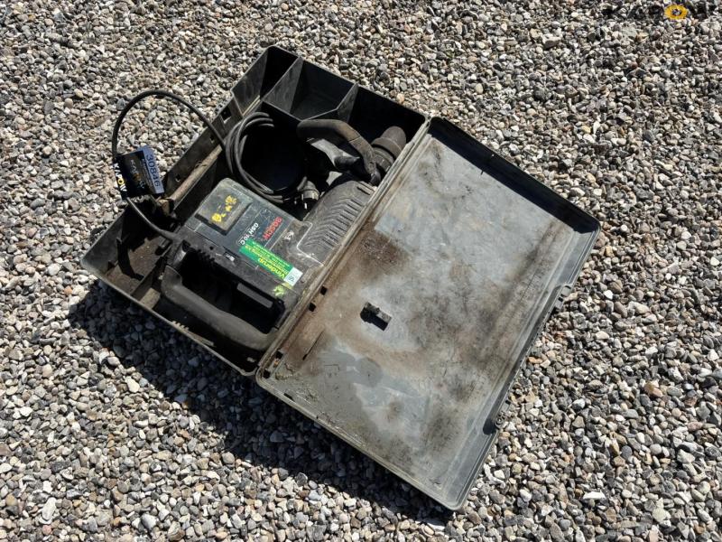 Bosch GSH 10C concrete hammer 3