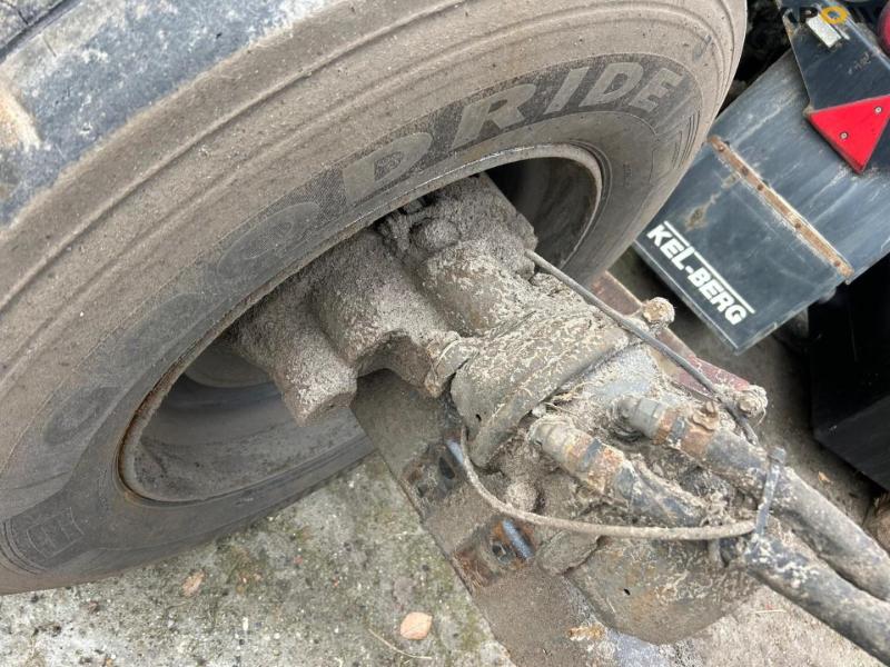 BPW axle with tires and rim 10