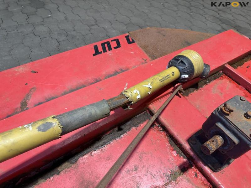 Three-point hitch 14