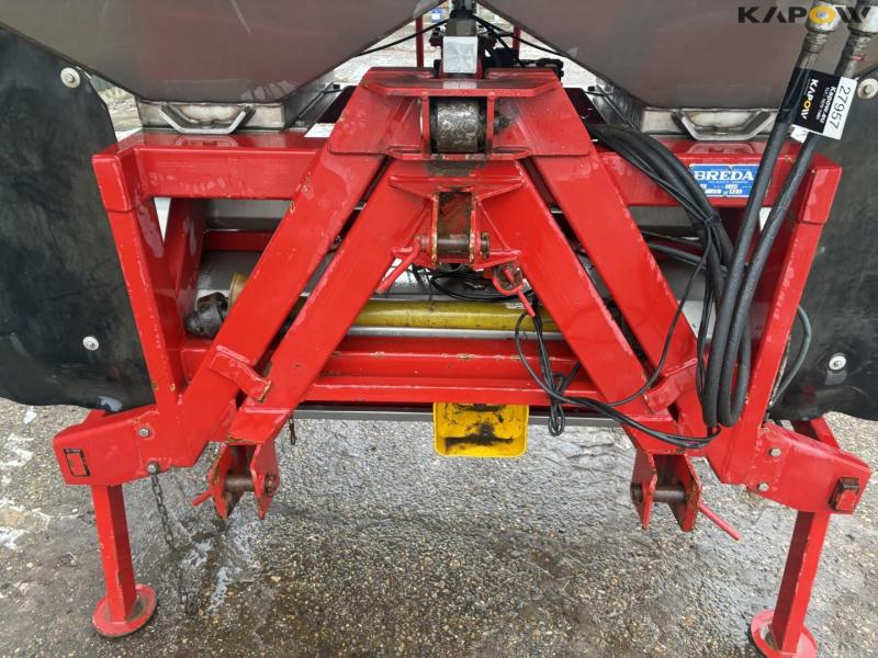 Bredal A2X mounted fertilizer spreader 16