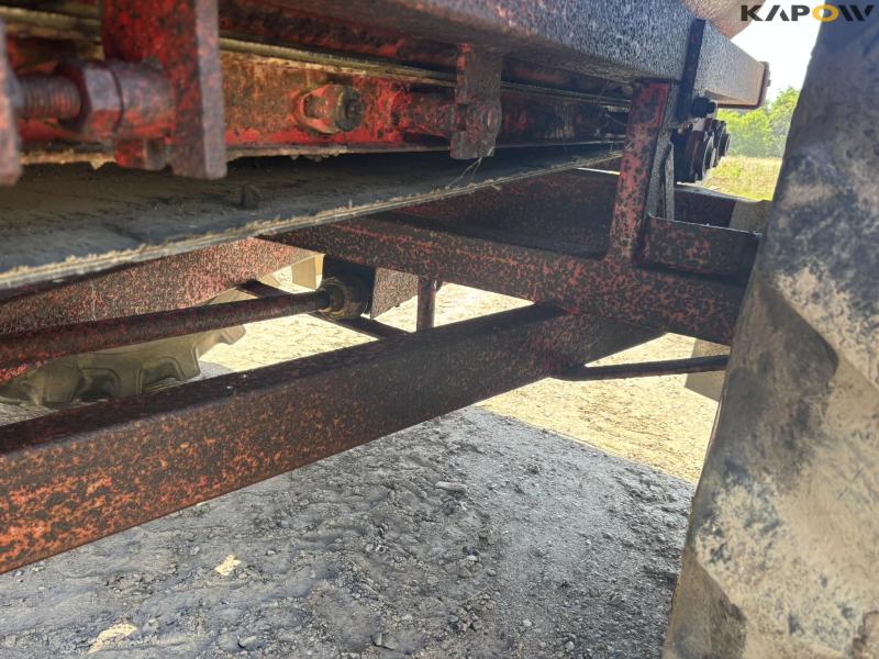 Bredal B50 lime/sand spreader/paver 44