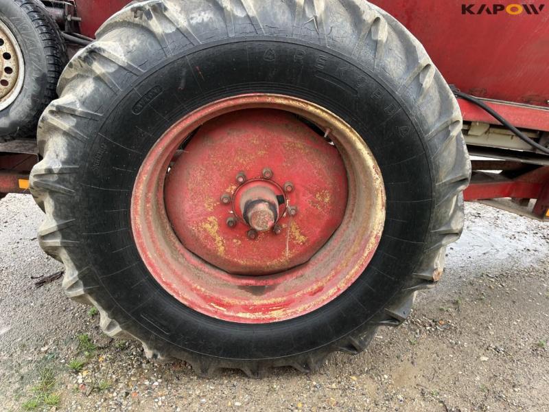 Bredal B6 fertilizer spreader 15