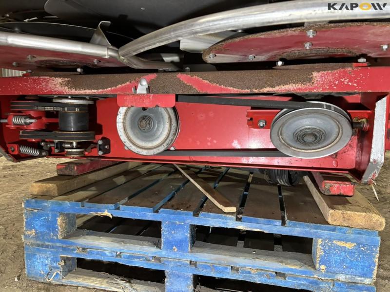 Bredal F2RF mounted fertilizer spreader 22