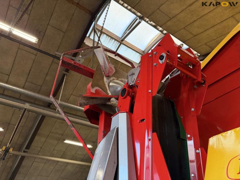 Bredal K165XES lime spreader 28