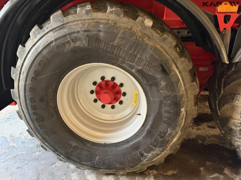 Bredal K165XES lime spreader 47