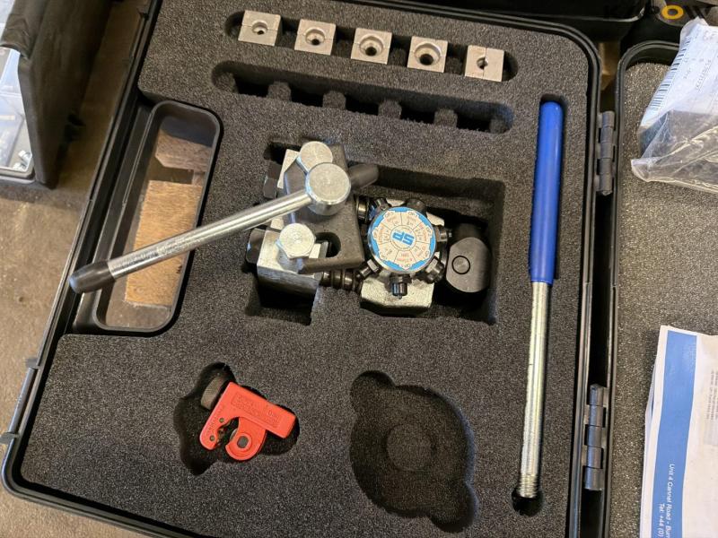 Brake pipe tools and fittings 19