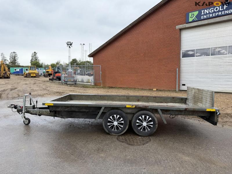 Brenderup machine trailer with tipper 8