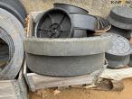 Plastic wells and grates 22