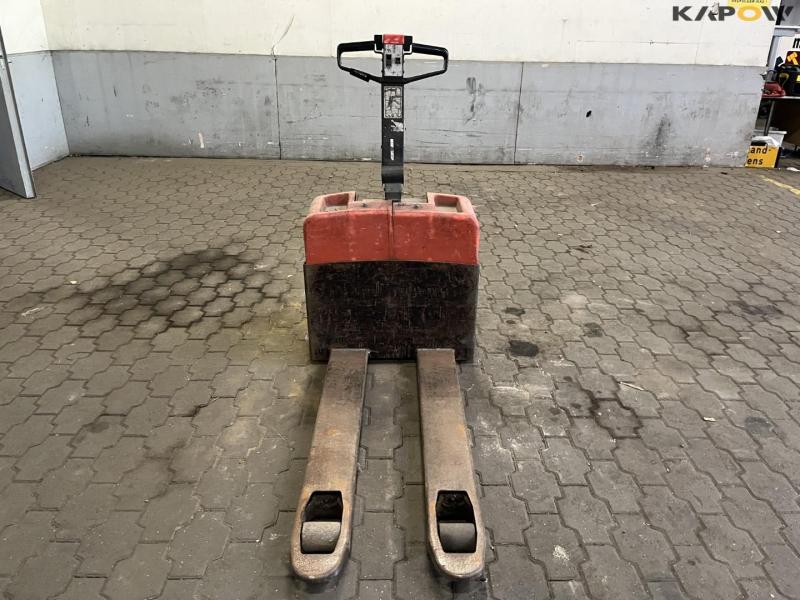 BT electric pallet truck 2