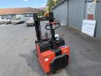 BT LSF 1250 electric stacker 7