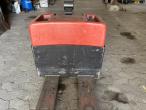 BT LWE 130 electric pallet truck 7