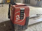 BT LWE 130 electric pallet truck 10