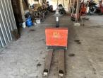 BT LWE 180 electric pallet truck 3