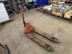 BT pallet truck 3