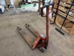 BT pallet truck 6