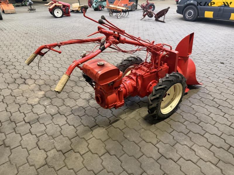 Bungartz tool carrier with snow thrower 5