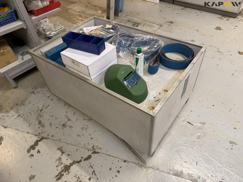 Shop fittings 21