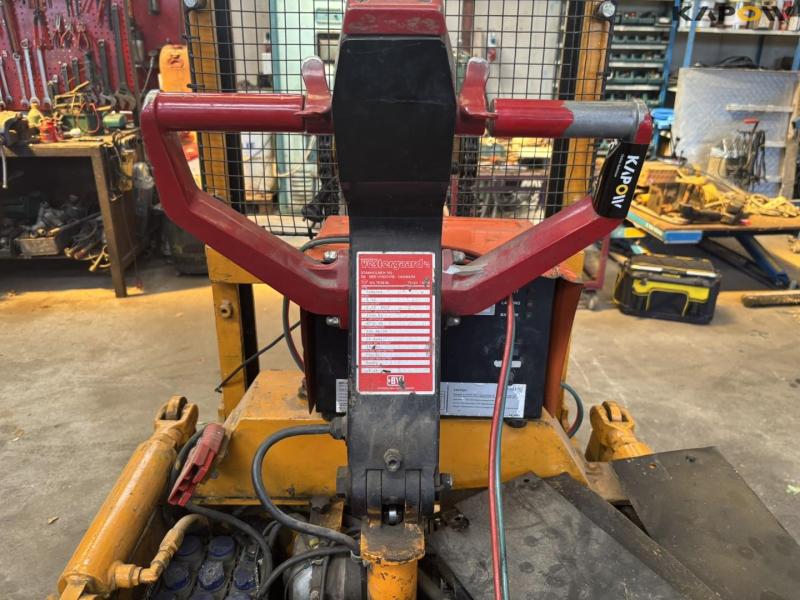 BV S12 Electric pallet stacker 13