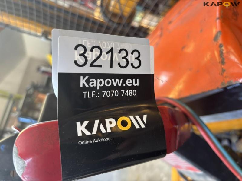 BV S12 Electric pallet stacker 28