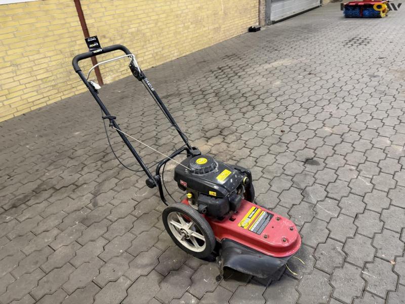 BW Tools brush cutter on wheels 3