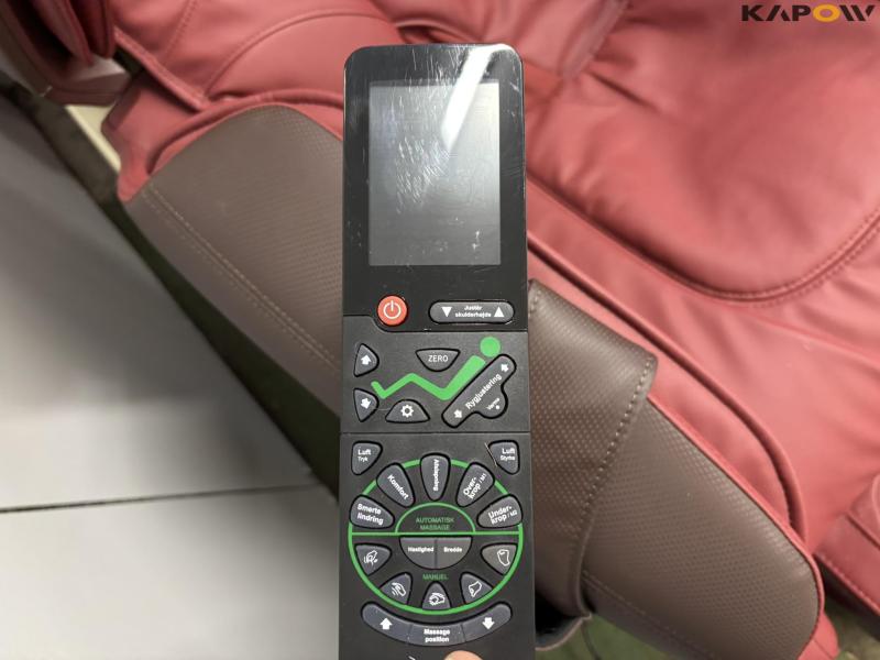 Carelax Everest massage chair 10