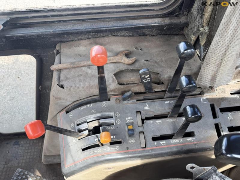 Case 2294 tractor 37