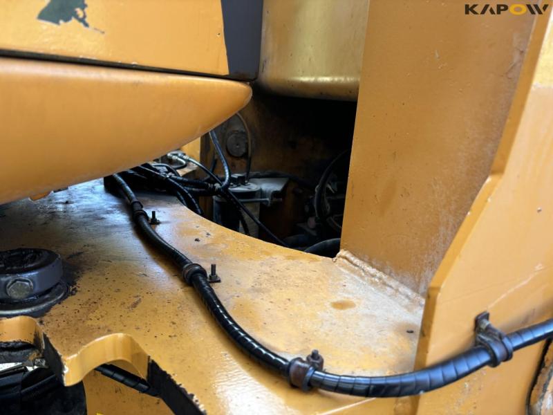 Case 521D wheel loader 18