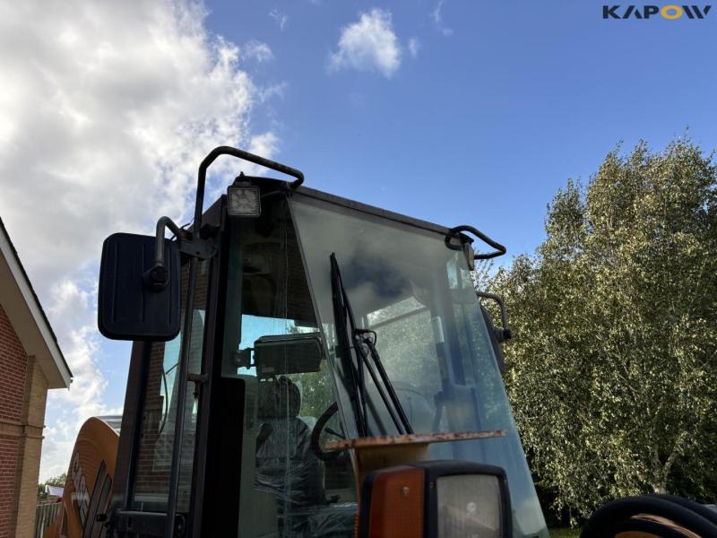 Case 521D wheel loader 25