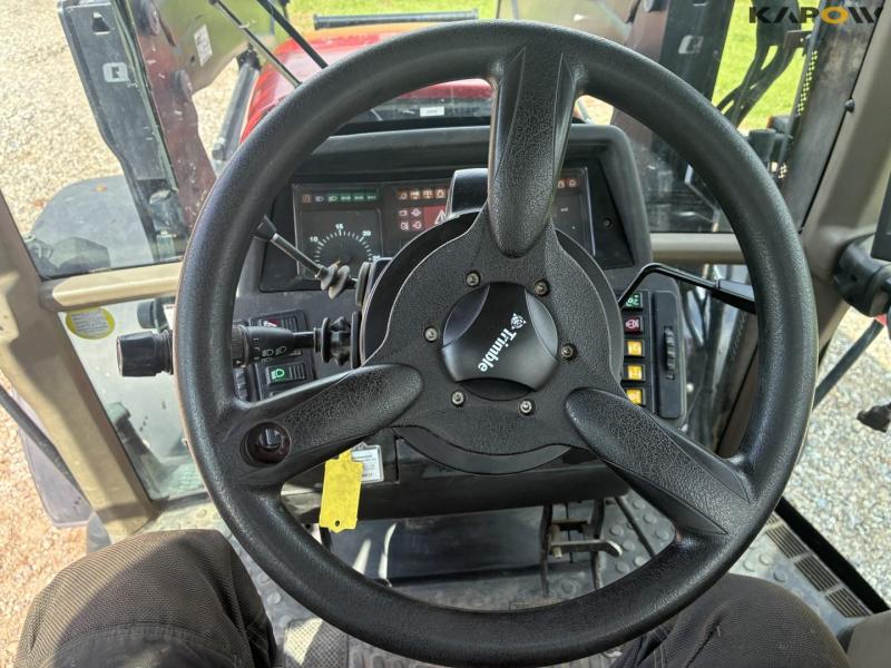 Case CVX 170 tractor with front loader 49