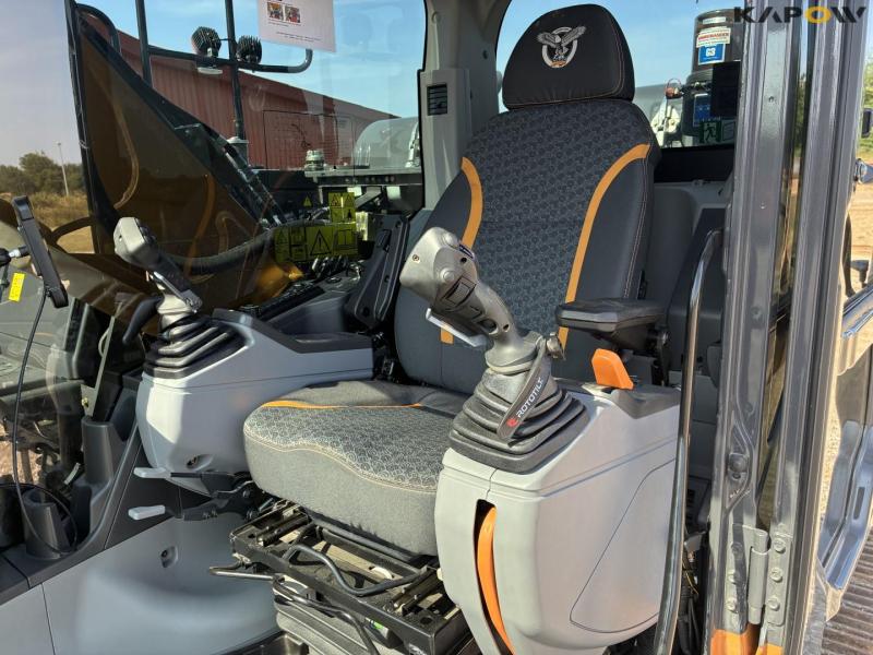 Case CX210E-S excavator 94