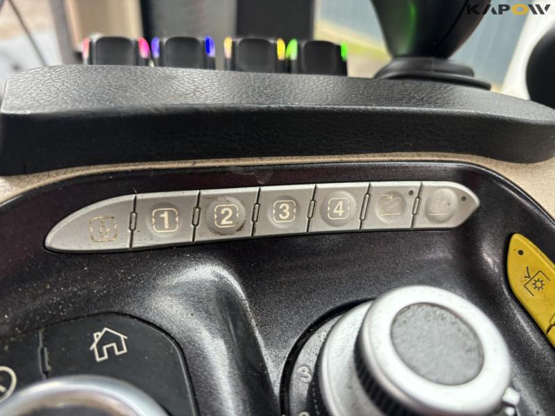 Case IH magnum 340 tractor 65