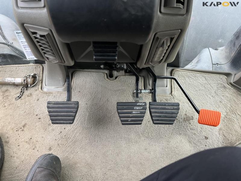 Case Ih Optum 300 CVX tractor 38