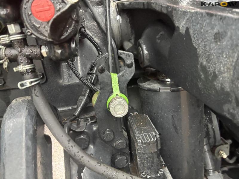 Case IH Optum 340 CVX tractor 29