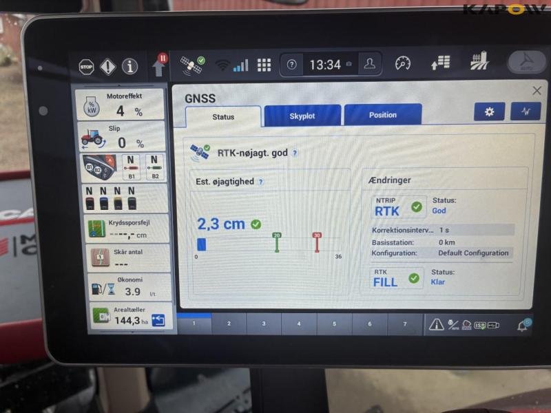 Case IH Optum 340 CVX tractor 49