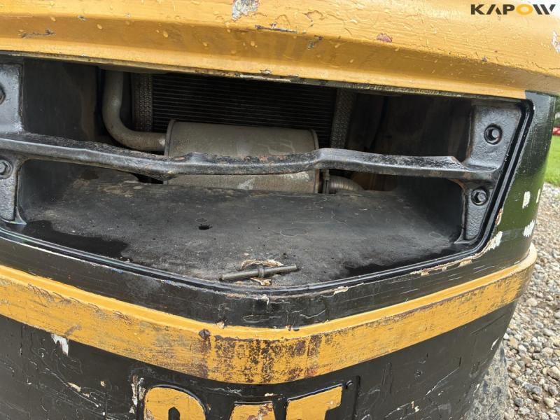 CAT DP30N forklift 22