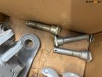 CAT grapple claw 12
