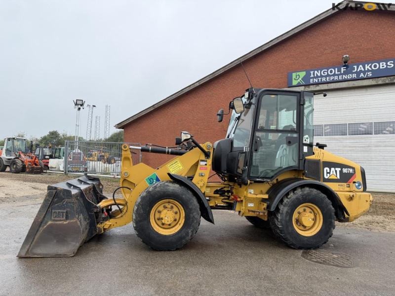 Caterpillar 907H2 wheel loader 8