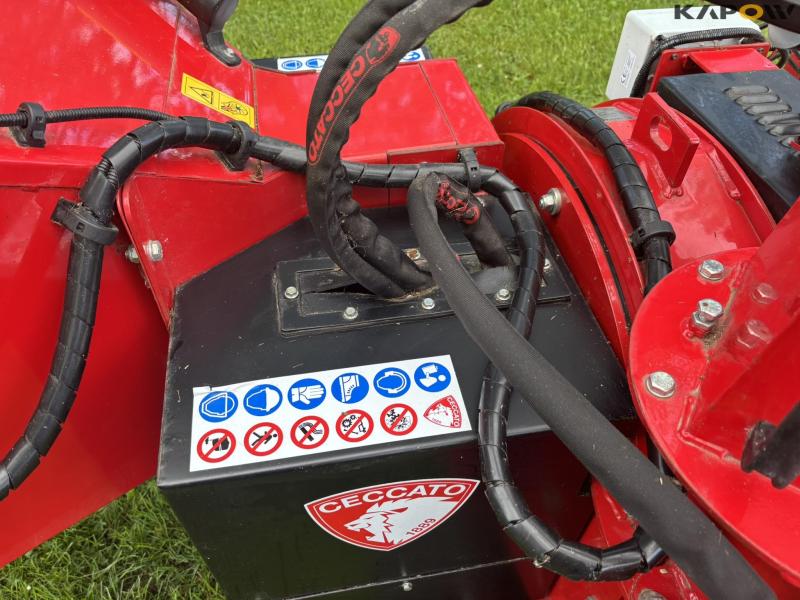 Ceccato Trimmonc Mega Monster chipper PTO towed 27