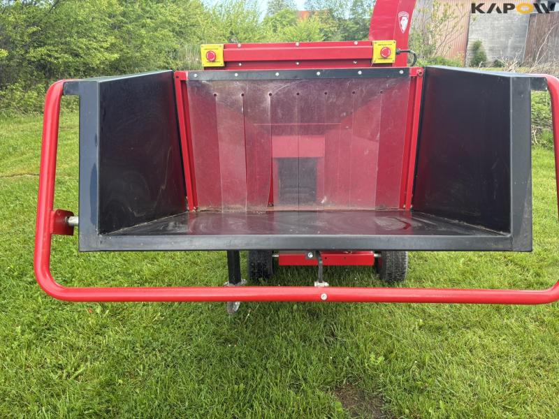 Ceccato Trimmonc Mega Monster chipper PTO towed 30