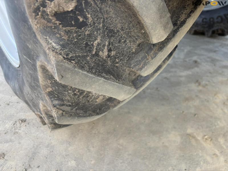 Challenger RoGator RG635C sprayer 27