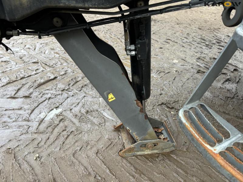 Challenger Rogator sprayer 11