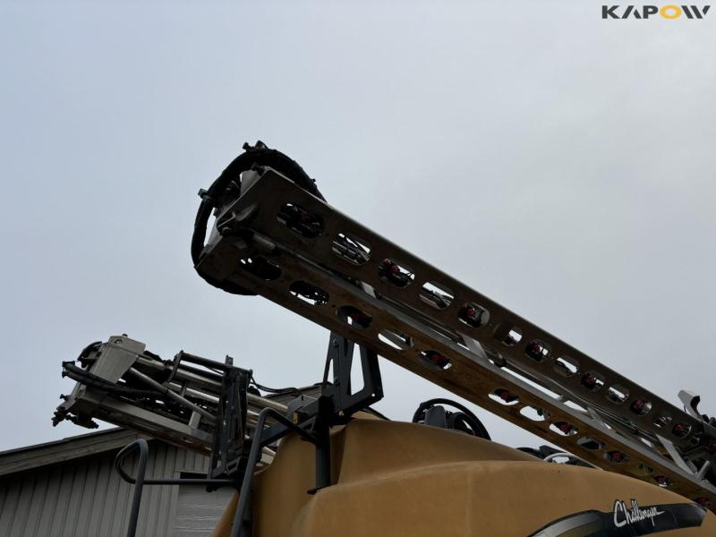 Challenger Rogator sprayer 36